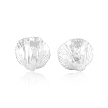 E-2052 Seashell Post Earrings | Teeda