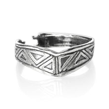 TR-1870 Triangles Toe Ring | Teeda